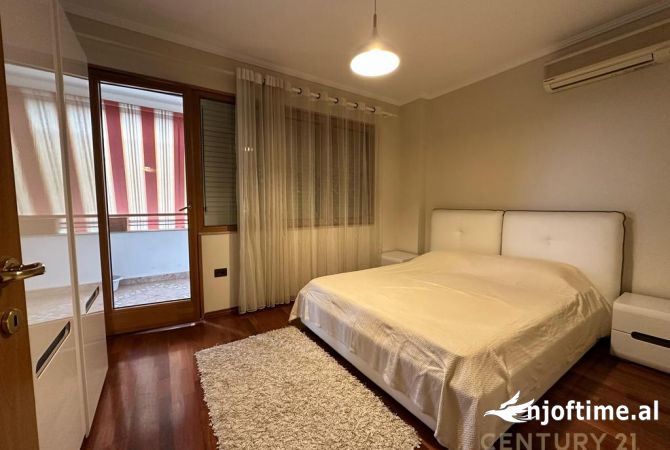 Shtepi me qera Apartament ne Tirane, 1+1, Mobilimi E mobiluar, Pagesa 600  Euro.