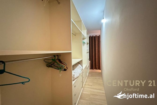 Shtepi me qera Apartament ne Tirane, 2+1, Mobilimi E mobiluar, Pagesa 950  Euro.