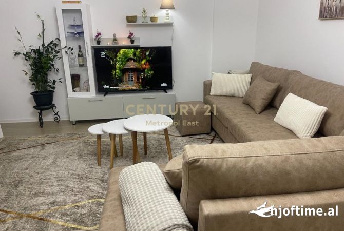 Shtepi me qera 1+1 ne Tirane - 450 Euro