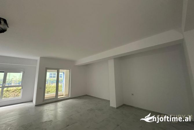 Ambient Komercial tek Rezidenca Kaimi!