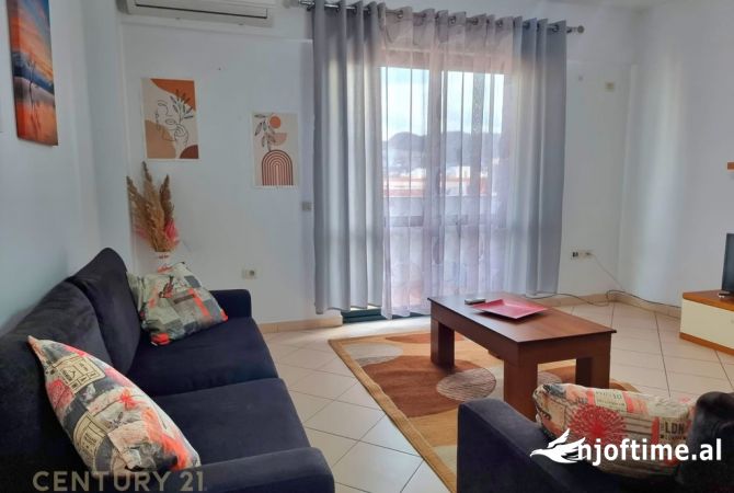 Shtepi me qera 2+1 ne Tirane - 550 Euro