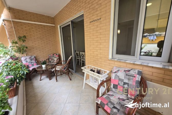 Shtepi me qera Apartament ne Tirane, 2+1, Mobilimi E mobiluar, Pagesa 750  Euro.