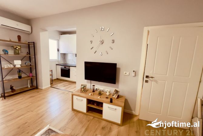 Shtepi me qera Apartament ne Tirane, 1+1, Mobilimi E mobiluar, Pagesa 600  Euro.