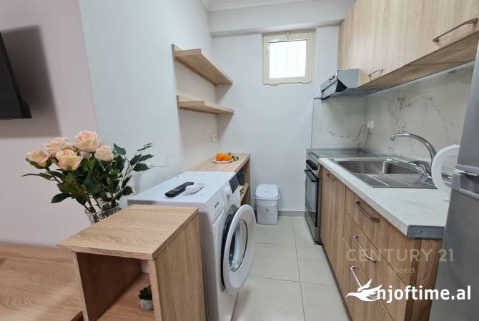 Shtepi me qera 1+1 ne Tirane - 460 Euro
