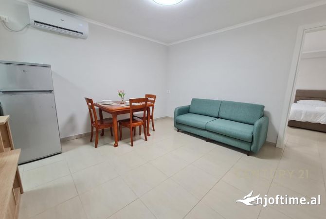 Shtepi me qera 1+1 ne Tirane - 460 Euro