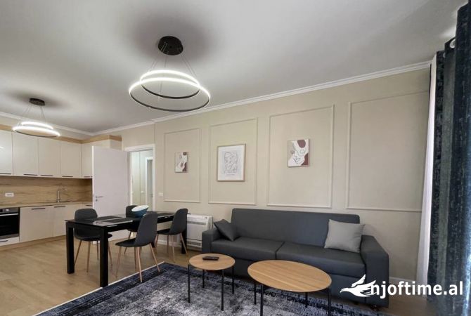 Shtepi me qera 3+1 ne Tirane - 1,500 Euro
