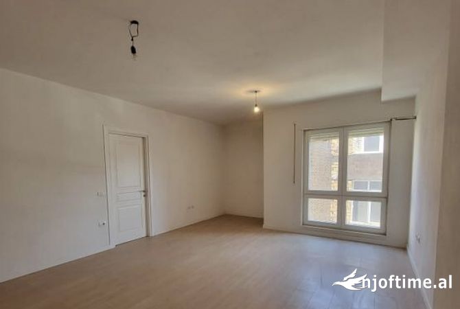 Shtepi me qera 2+1 ne Tirane - 500 Euro