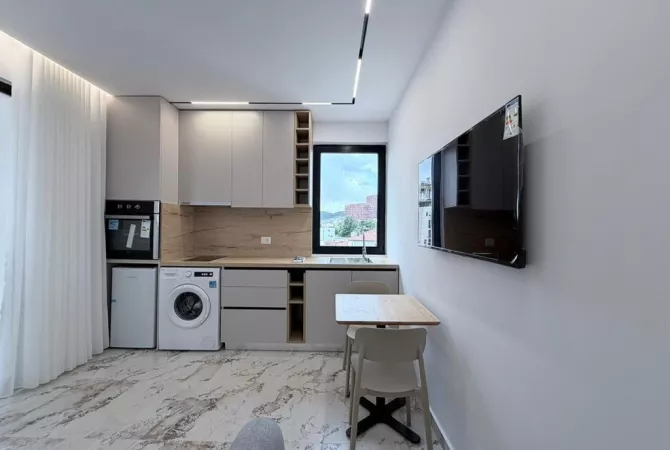 Shtepi ne shitje Apartament ne Tirane, 2+1, Mobilimi E mobiluar, Pagesa 219,000  Euro.