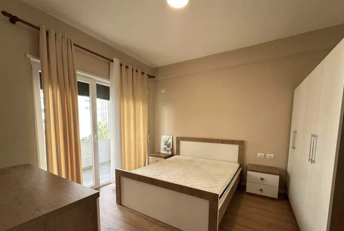 Shtepi me qera Apartament ne Tirane, 1+1, Mobilimi E mobiluar, Pagesa 600  Euro.