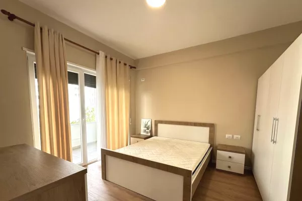 Shtepi me qera Apartament ne Tirane, 1+1, Mobilimi E mobiluar, Pagesa 600  Euro.