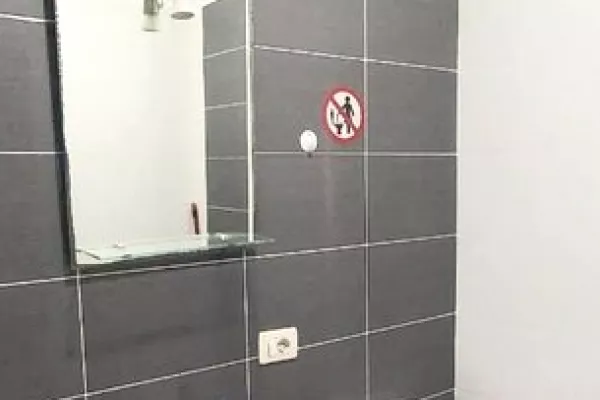 Shtepi me qera Apartament ne Tirane, 1+1, Mobilimi E mobiluar, Pagesa 500  Euro.