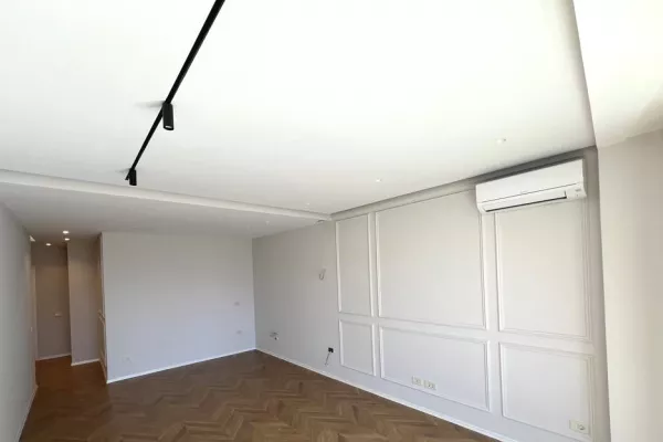 Ambient biznesi me qera 3+1 ne Tirane - 1,500 Euro