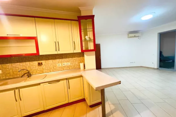 Casa in affitto 2+1 a Tirana - 900 Euro