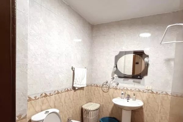 Shtepi me qera Apartament ne Tirane, 2+1, Mobilimi E mobiluar, Pagesa 550  Euro.