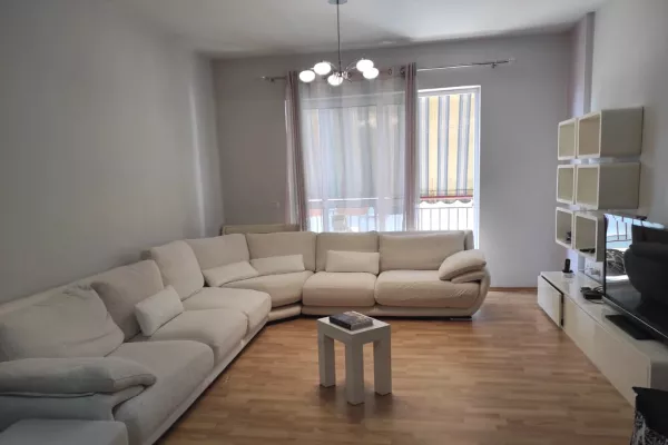 Casa in affitto 2+1 a Tirana - 800 Euro