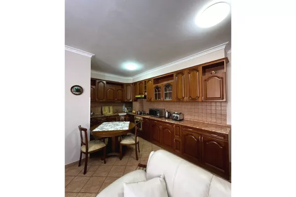 Casa in affitto 3+1 a Tirana - 750 Euro