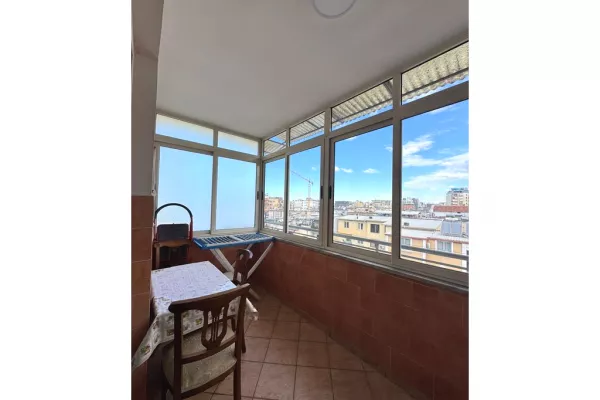 Shtepi me qera Apartament ne Tirane, 3+1, Mobilimi E mobiluar, Pagesa 750  Euro.