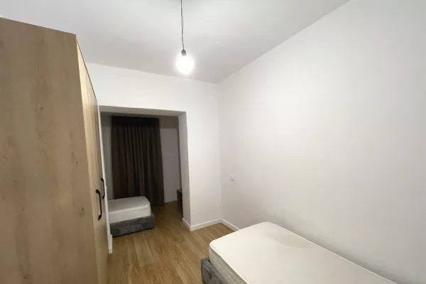 Shtepi me qera 2+1 ne Tirane - 700 Euro