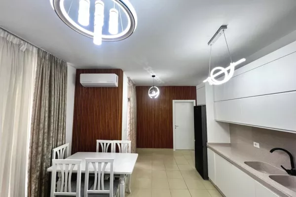 Shtepi me qera 2+1 ne Tirane - 650 Euro