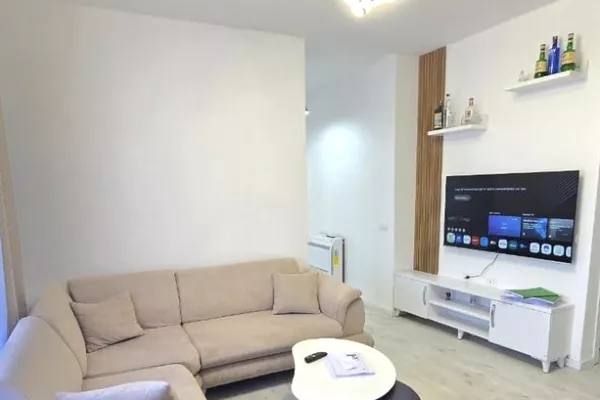 Shtepi me qera 2+1 ne Tirane - 750 Euro
