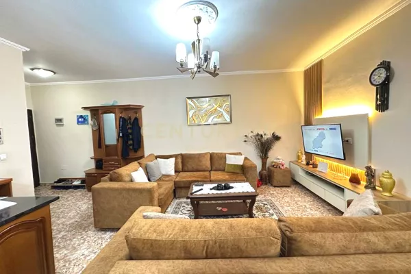 Shtepi ne shitje 2+1 ne Tirane - 150,000 Euro