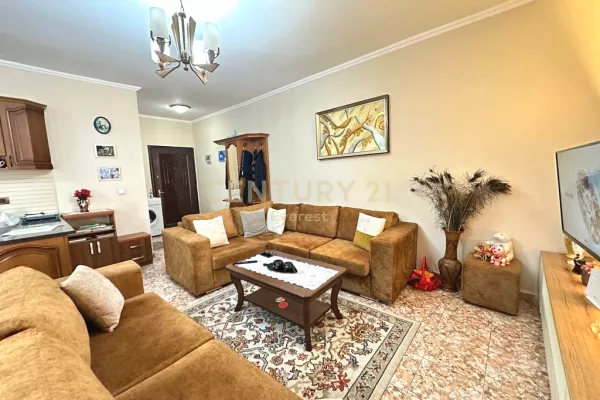 Shtepi ne shitje 2+1 ne Tirane - 150,000 Euro