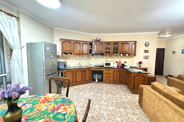 Shtepi ne shitje 2+1 ne Tirane - 150,000 Euro