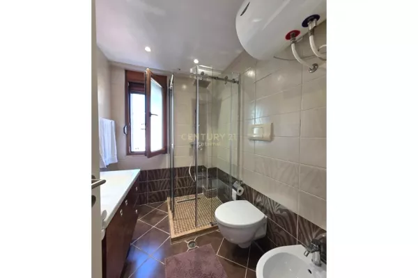 Shtepi me qera Apartament ne Tirane, 2+1, Mobilimi E mobiluar, Pagesa 1,500  Euro.