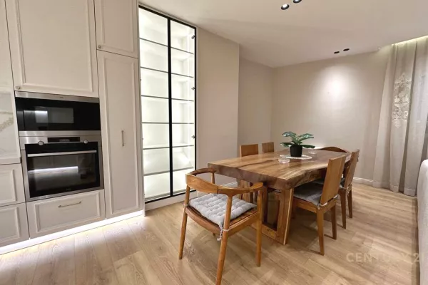 Shtepi me qera 2+1 ne Tirane - 1,500 Euro