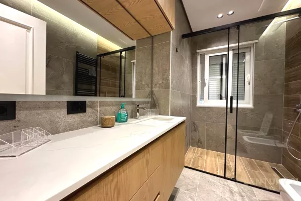 Shtepi me qera Apartament ne Tirane, 2+1, Mobilimi E mobiluar, Pagesa 1,500  Euro.