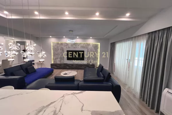 Shtepi me qera 3+1 ne Tirane - 1,800 Euro