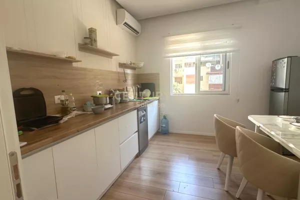 Shtepi me qera 2+1 ne Tirane - 2,500 Euro