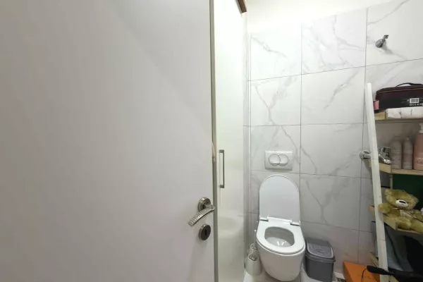 Shtepi ne shitje Apartament ne Tirane, 2+1, Mobilimi E mobiluar, Pagesa 260,000  Euro.