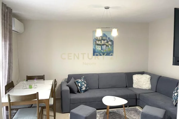 House for Rent 3+1 in Tirana - 690 Euro