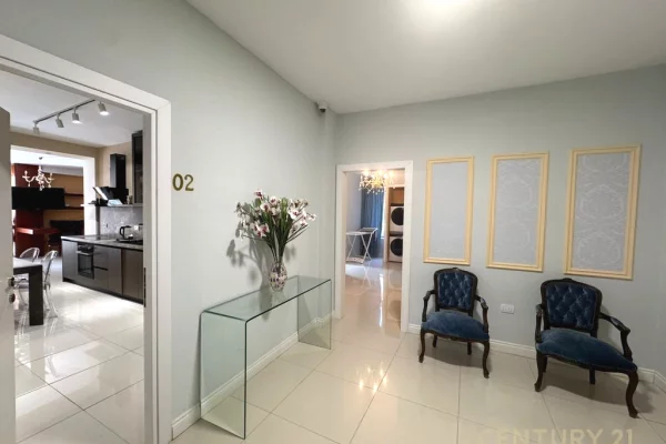 Shtepi ne shitje 1+1 ne Tirane - 700,000 Euro