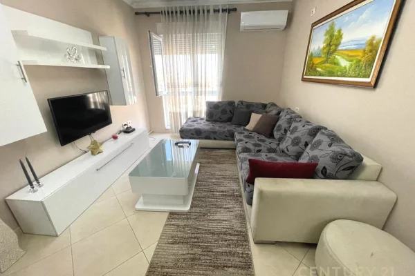 Shtepi me qera 1+1 ne Tirane - 550 Euro
