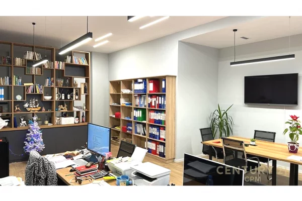 Business Property in Sale 3+1 in Tirana - 162,000 Euro