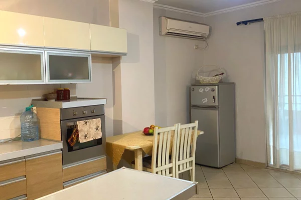Shtepi ne shitje 2+1 ne Tirane - 190,000 Euro