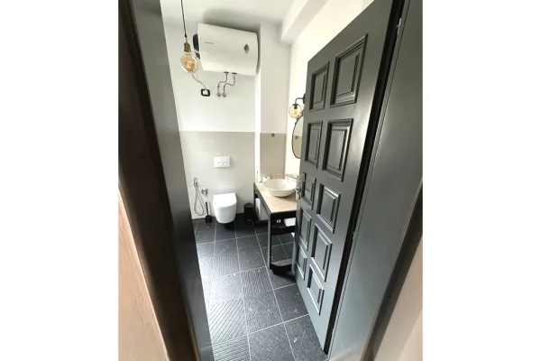 Apartament per qira 2+1+2 tek Komuna e Parisit