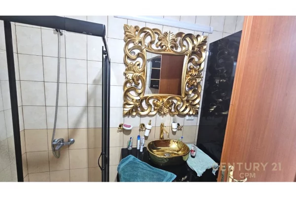 Shtepi ne shitje 1+1 ne Tirane - 120,000 Euro