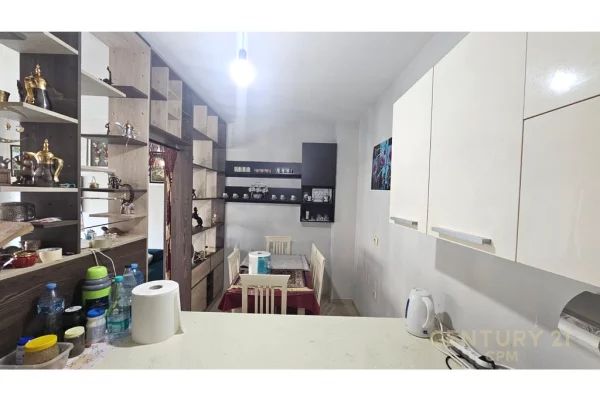 Shtepi ne shitje 1+1 ne Tirane - 120,000 Euro