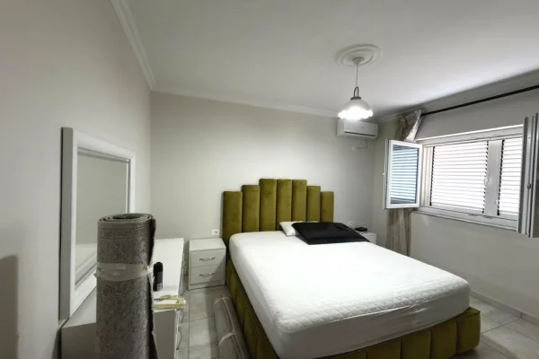 Shtepi me qera 2+1 ne Tirane - 650 Euro