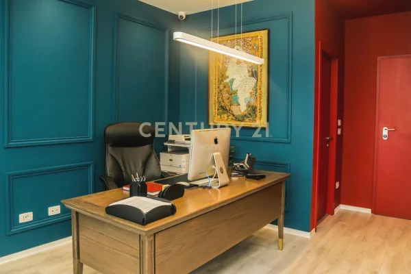 Business Property for Rent 3+1 in Tirana - 900 Euro