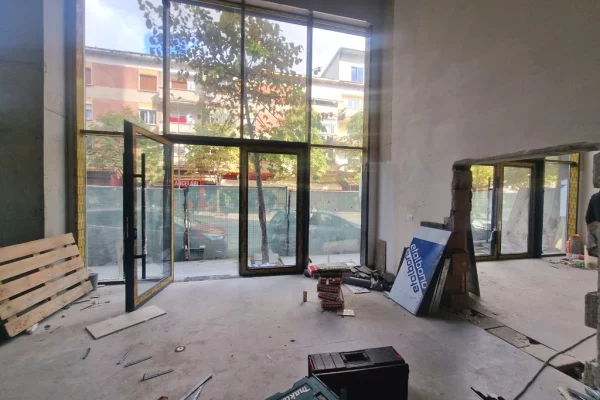 Ambient biznesi me qera 1+1 ne Tirane - 3,750 Euro