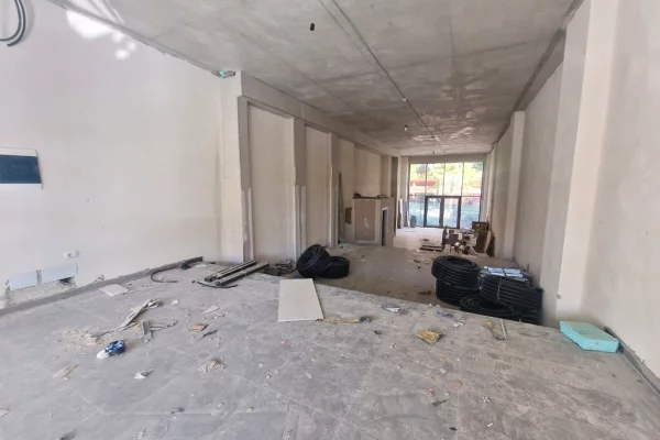 Ambient biznesi me qera 1+1 ne Tirane - 3,750 Euro