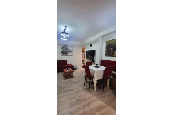 Shtepi ne shitje 2+1 ne Tirane - 230,000 Euro