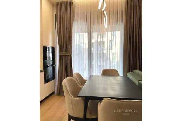 Shtepi me qera 1+1 ne Tirane - 900 Euro