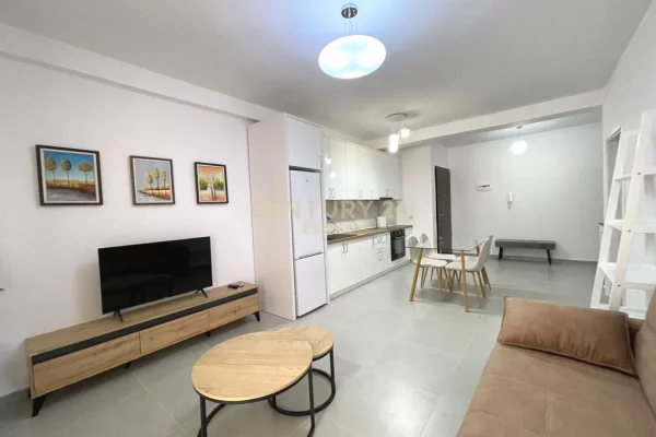 Shtepi me qera 1+1 ne Tirane - 800 Euro