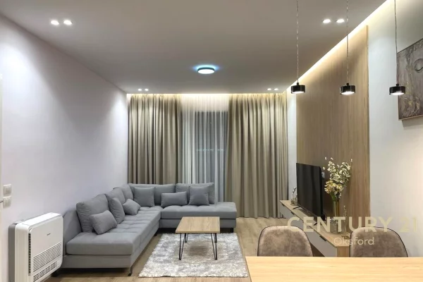 Shtepi me qera 2+1 ne Tirane - 1,500 Euro