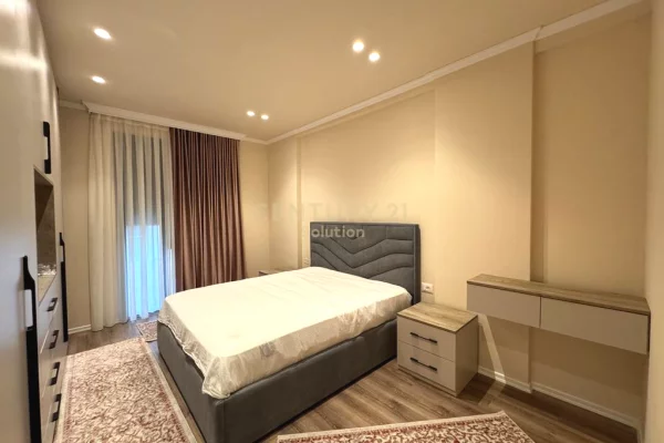 Shtepi me qera 1+1 ne Tirane - 1,000 Euro